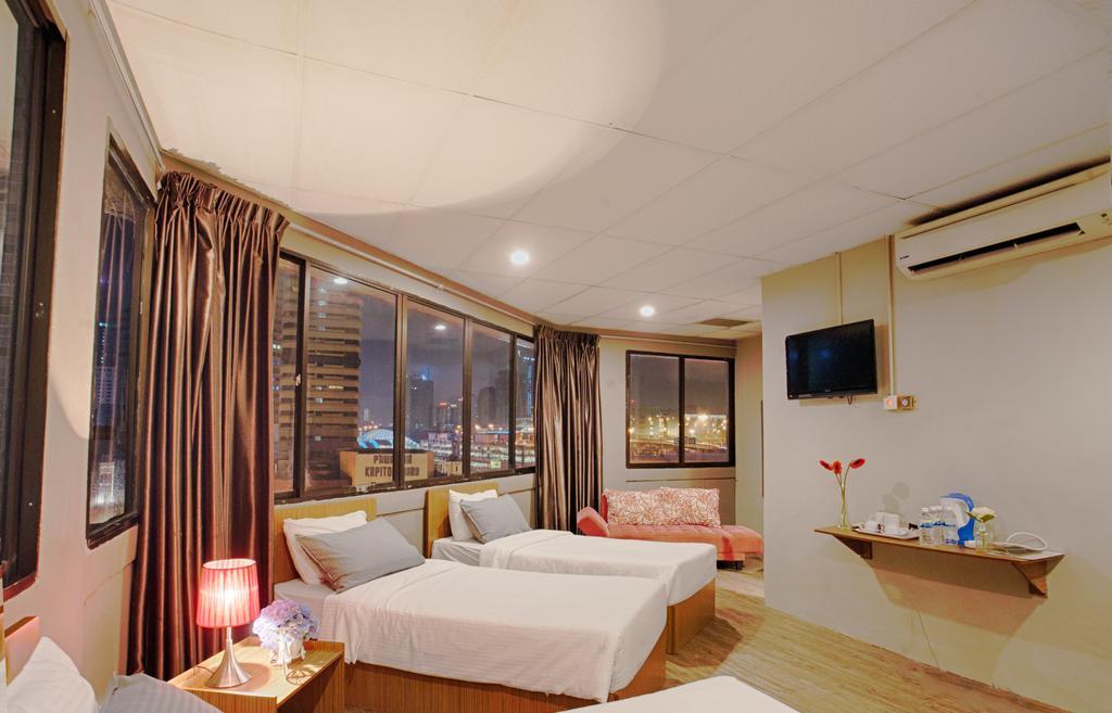 New Boutique Hotel Johor Bahru Exterior photo